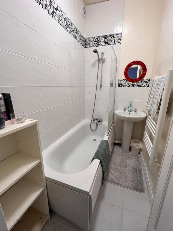 Lovely - 1 Bedroom Flat In Hastings Town Centre Exterior photo